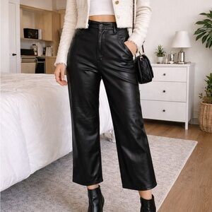 Women’s Faux Leather Cropped Full Leg  Pants Womens Size S Black High Rise New